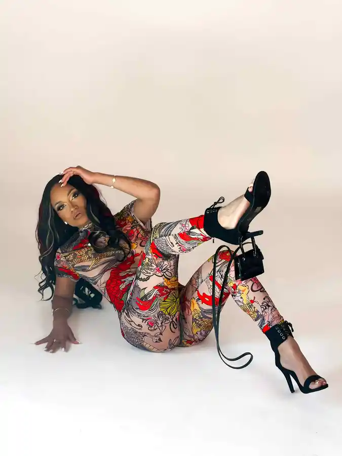 Vett Doll (Yvett Adams) Fashion Vett Doll (Yvett Adams) Fashion -Verified Hip-Hop & R&B Radio Station and Magazine!